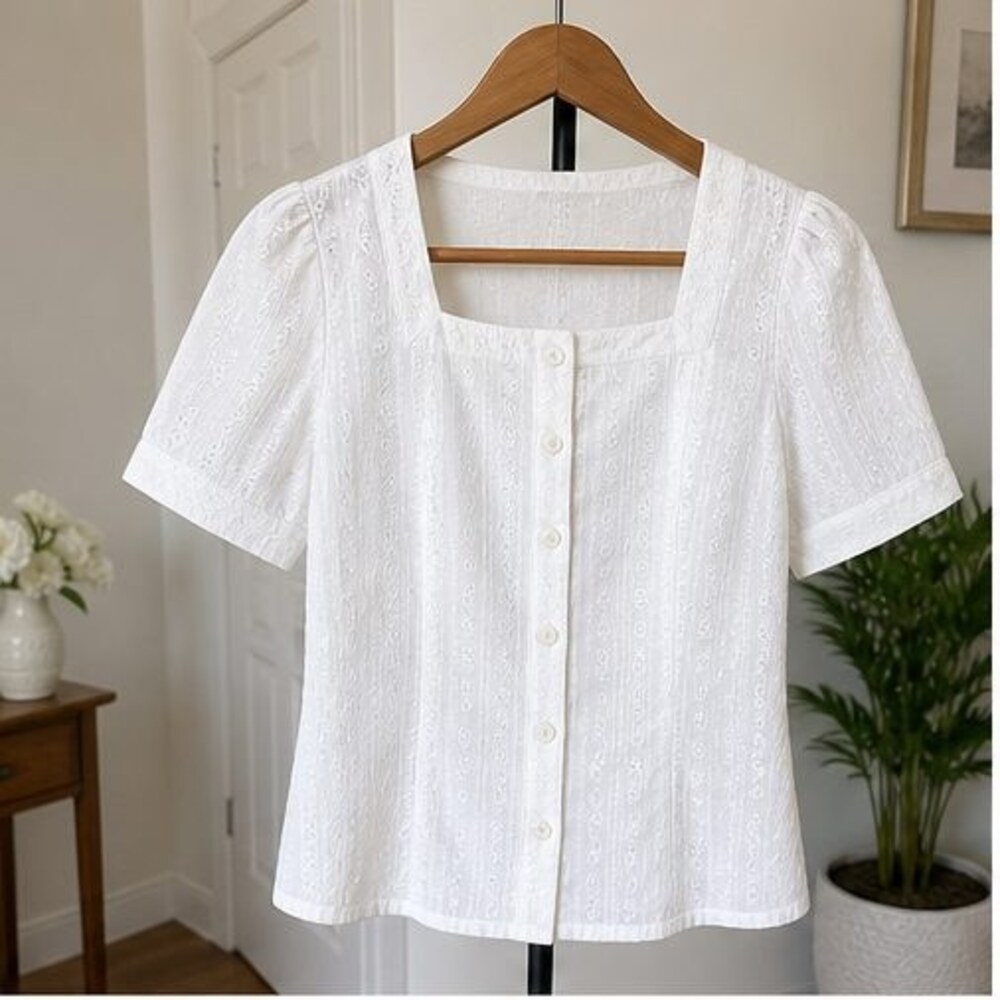 White Puff Sleeve Top